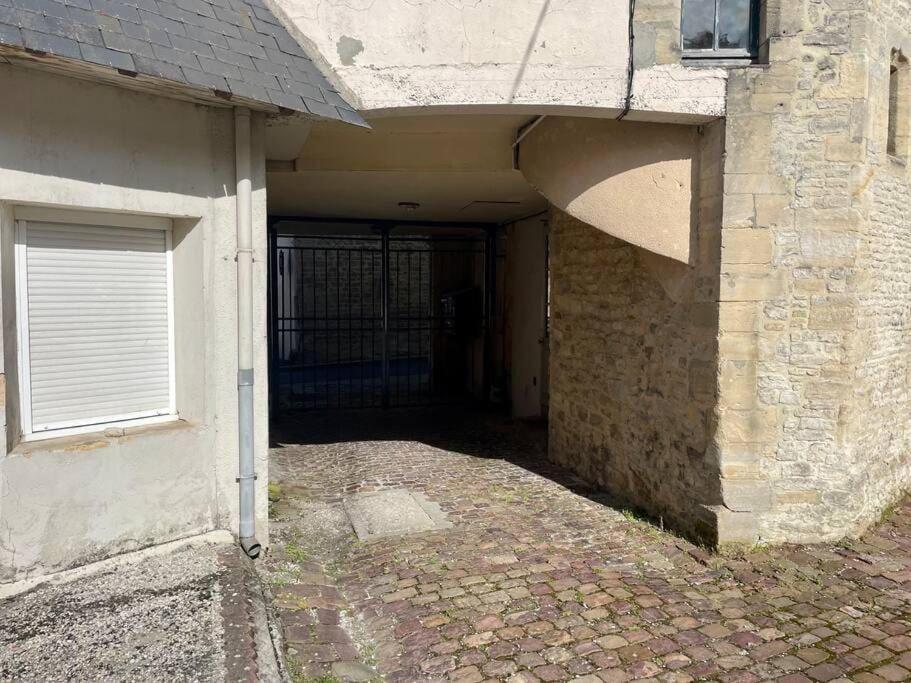 La Bellevue X Parking By Melrose Bayeux Exterior foto